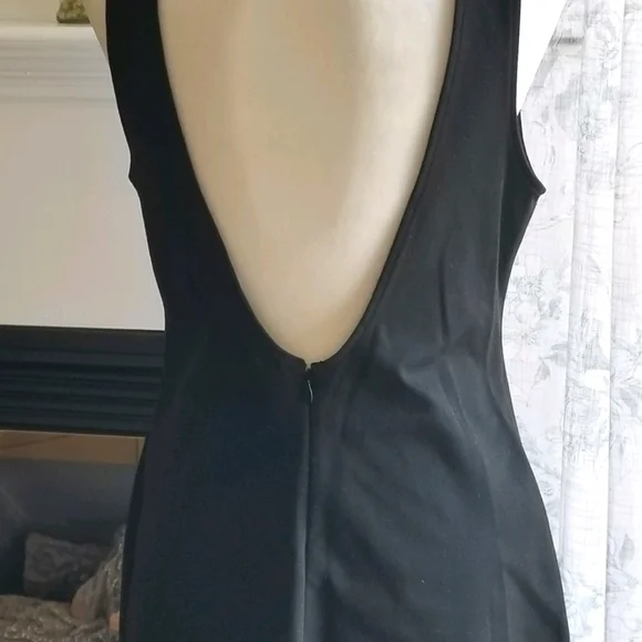 BCBGeneration Backless Dress. - Picture 4 of 9
